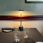 Led stona lampa za kafice, restorane, baste na Touch Crna