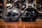 Premium Moto Kaciga na Preklop sa Duplim Vizirom – Flip-Up Modularna Kaciga za Touring, Skuter i Motocikl