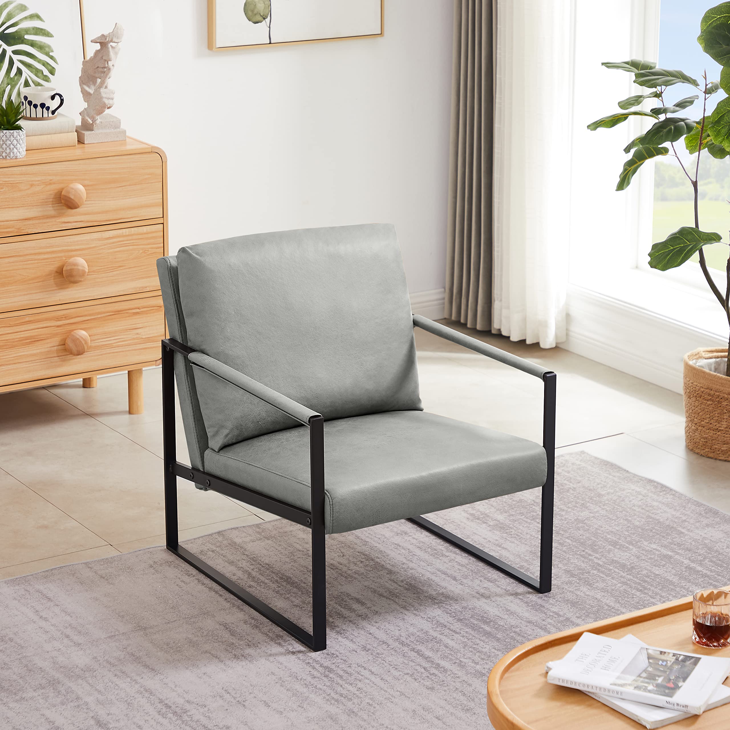 Premium Lounge Fotelja SEDIA – Elegantno Rešenje za Vaš Dom